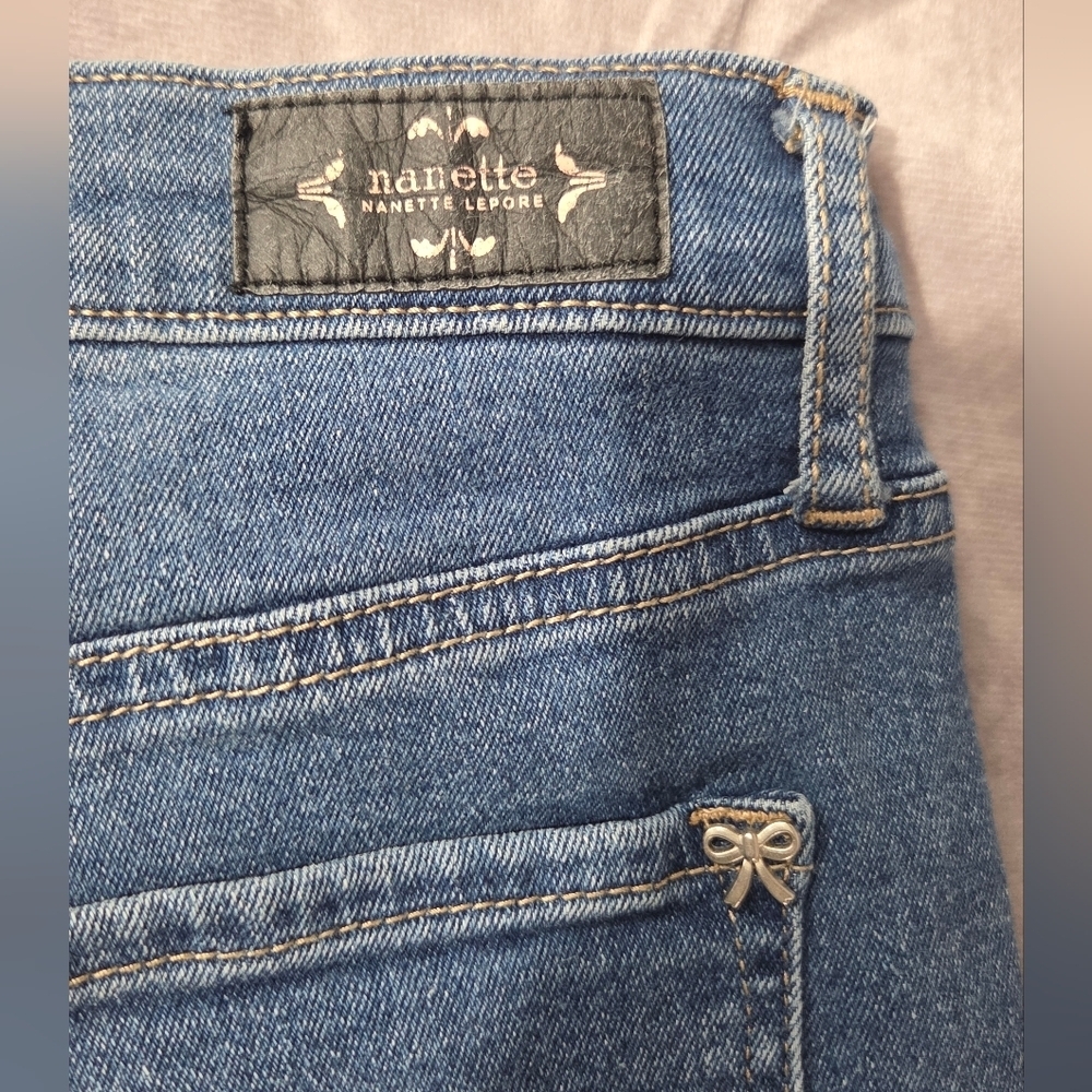 Nanette Lepore Belle High Rise Slim Straight Blue Denim Jeans Sz 8 EUC - Picture 7 of 9